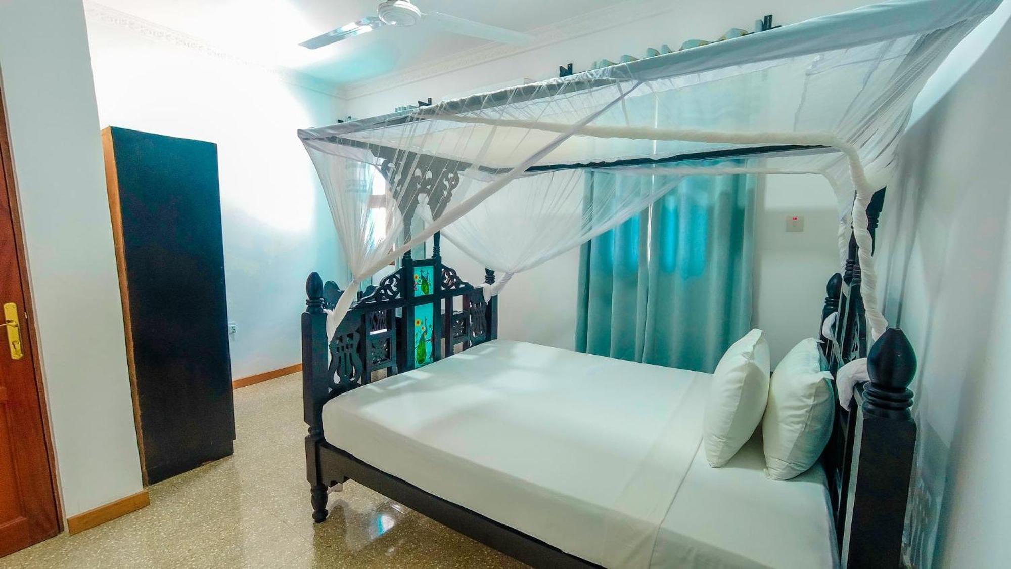 Bed & Breakfast Tabasam Apatment Stone Town *